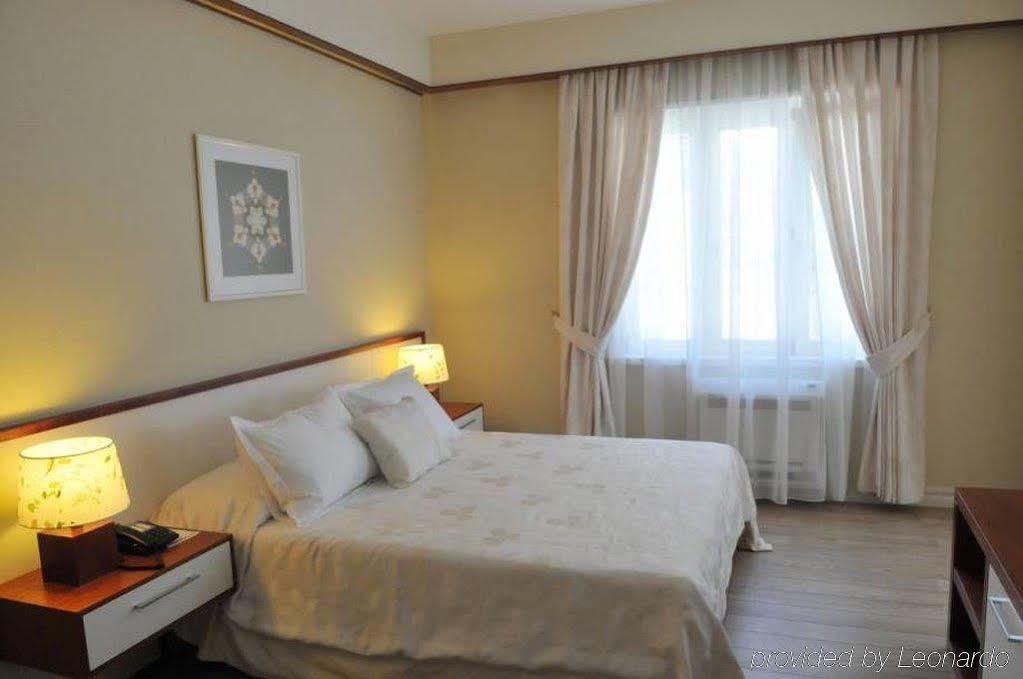 Hotel Sokrat 티라나 외부 사진